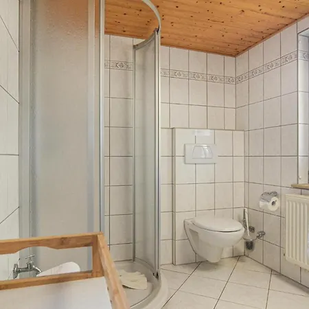 2 Bedroom Cozy In Mariendorf
