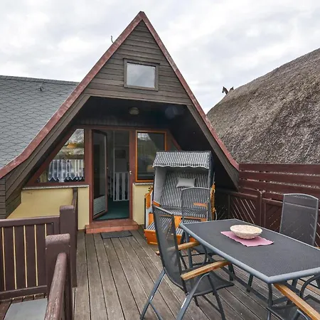 2 Bedroom Cozy In Mariendorf * Middelhagen