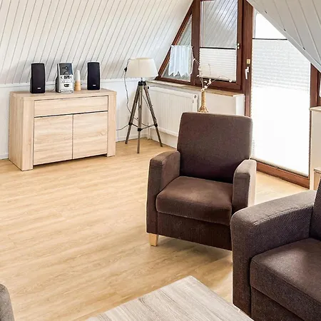 2 Bedroom Cozy In Mariendorf