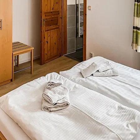 بيت للعطل 2 Bedroom Cozy In Mariendorf *
